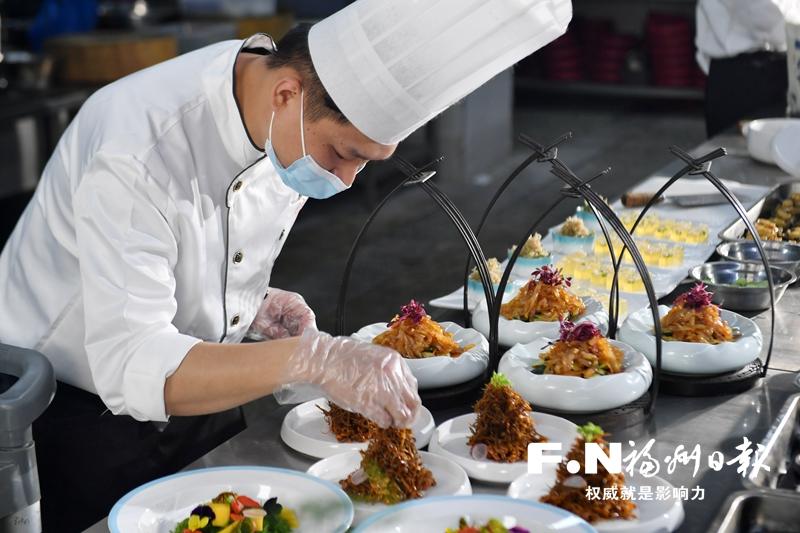 一味连两岸 一桌宴八方