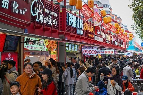 寻味达明美食街